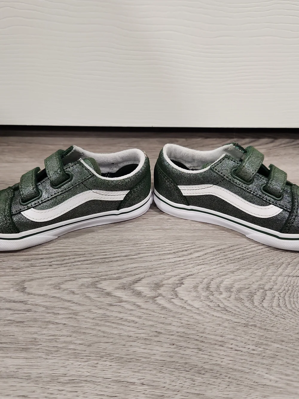 Vans Old Skool V Tinsel Suede Green Glitter Sneakers Shoes Size 10 T Toddler EUC